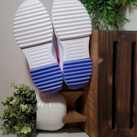 CONVERSE RUN STAR HIKE HI PLATFORM WOMEN SZ 7.5 - Picture 9 of 10